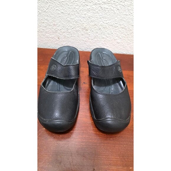 Keen Women's Black Leather Mary Jane Style Slip-On Shoes Adjustable Strap Size - Picture 2 of 7